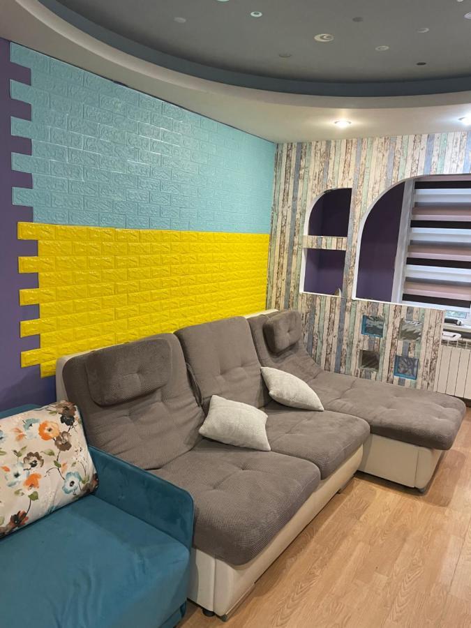 Ferienwohnung Adventure Kiew Exterior foto